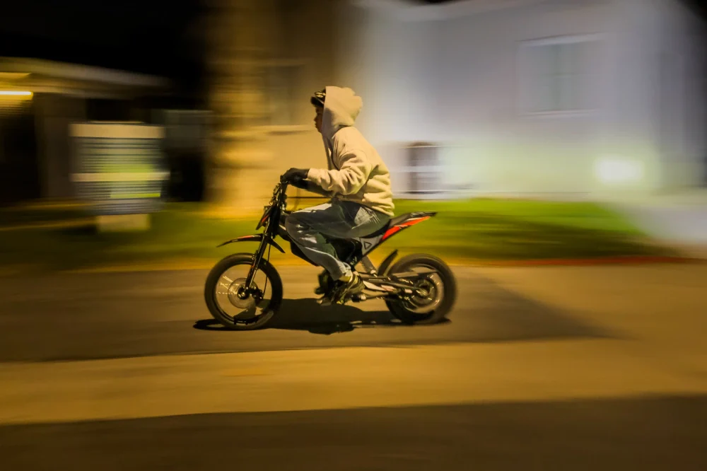 Electric Motorcycle for Teens: How to Choose a Safe and Exciting First Ride